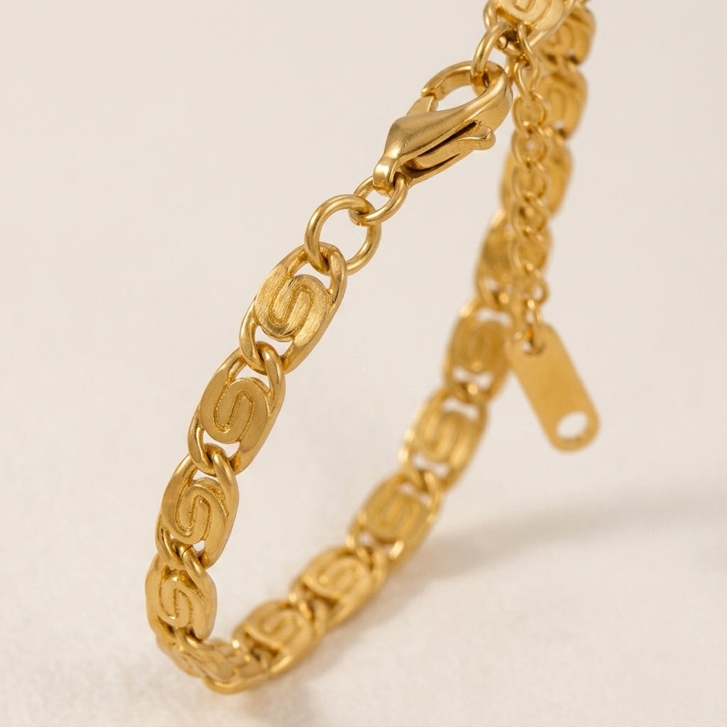 S-Shaped Link Bracelet