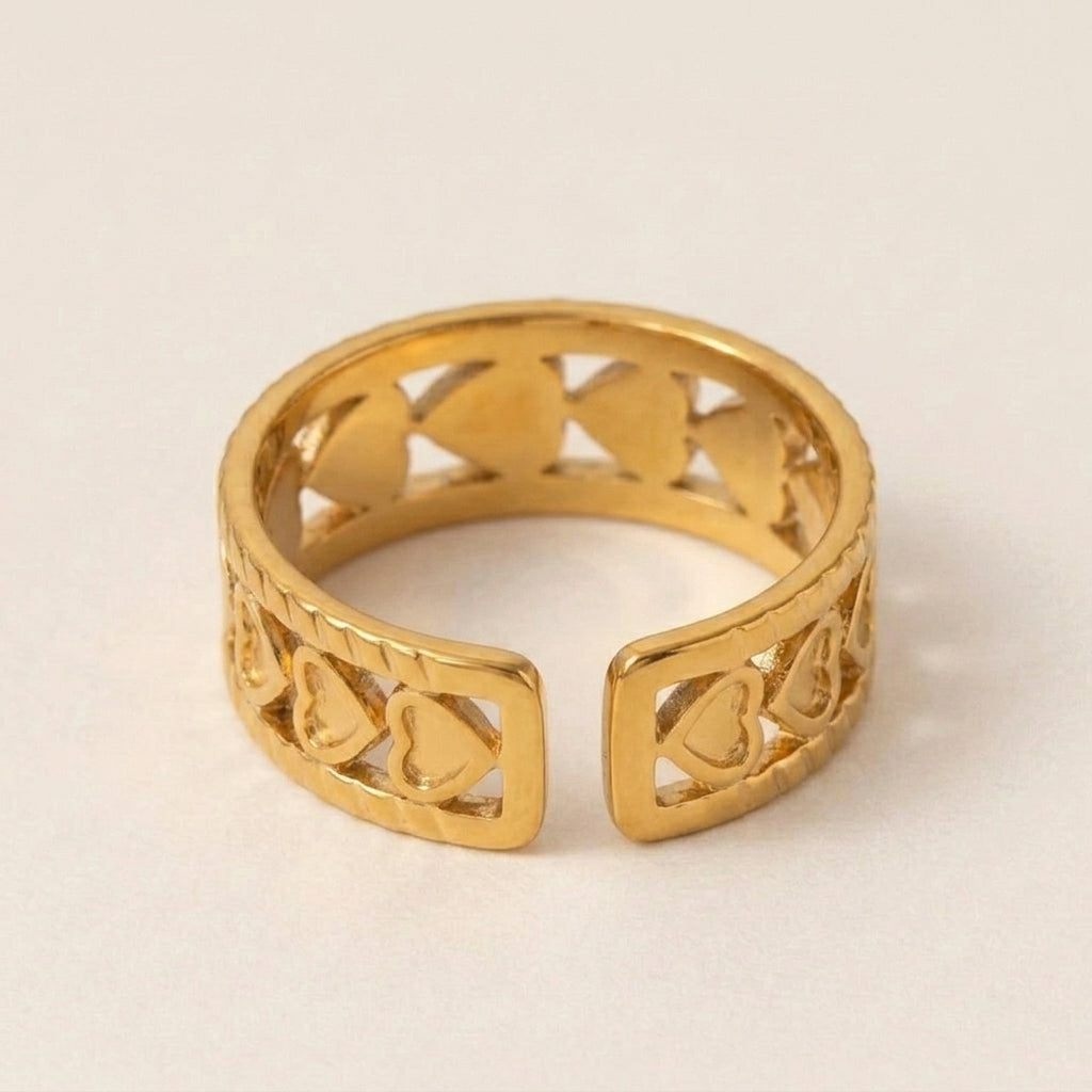 Hollow Heart Pattern Ring
