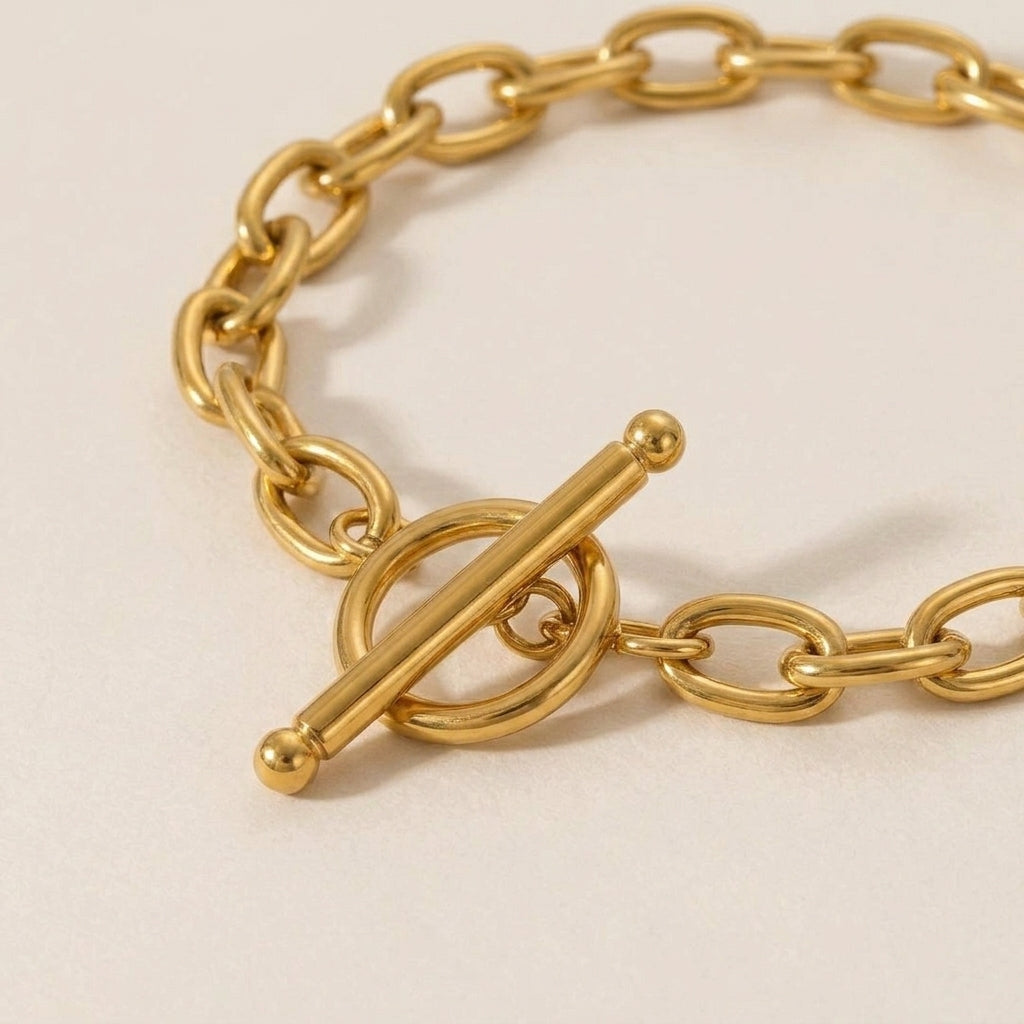 Toggle Clasp Oval Link Bracelet
