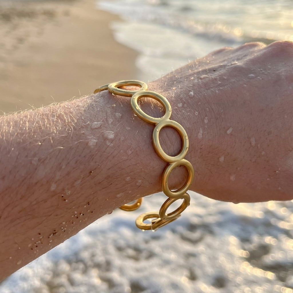 Elegant Open Oval Bracelet