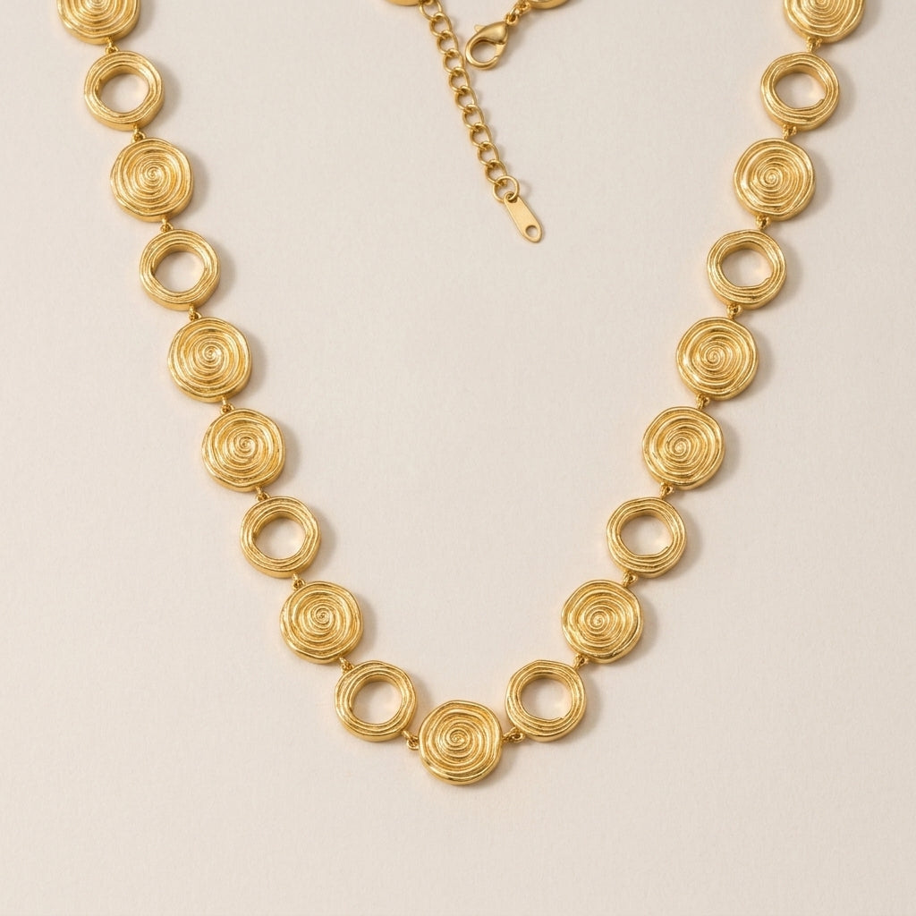 Rose Pendant Necklace