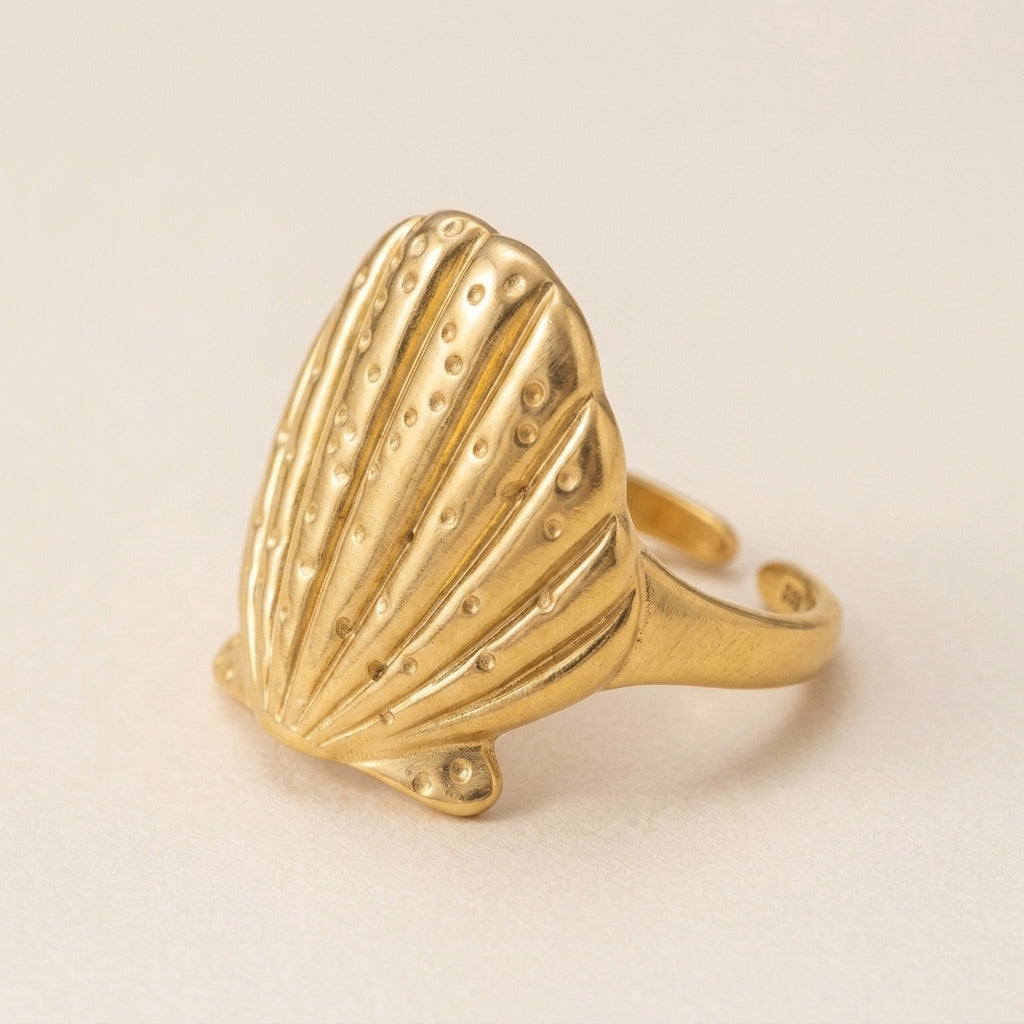 Shell Statement Ring