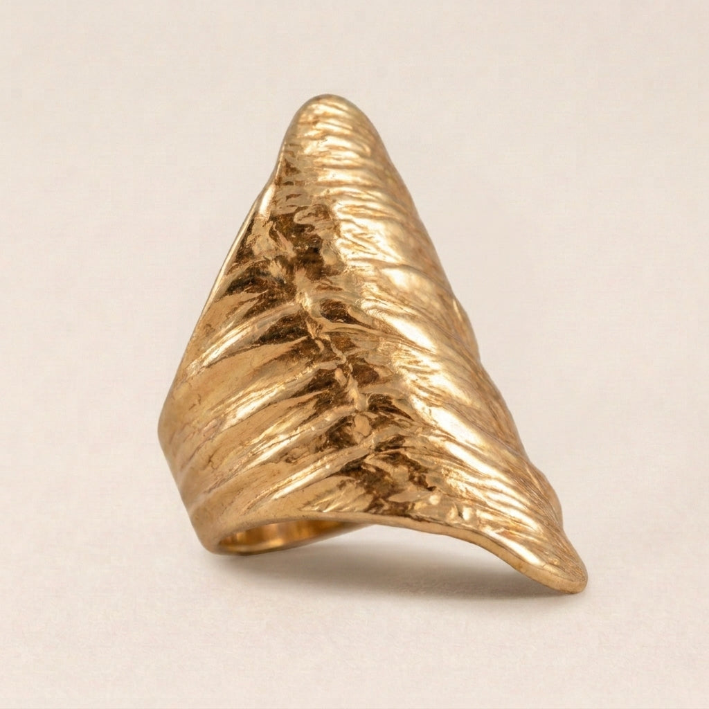 Oval Ripple Ring