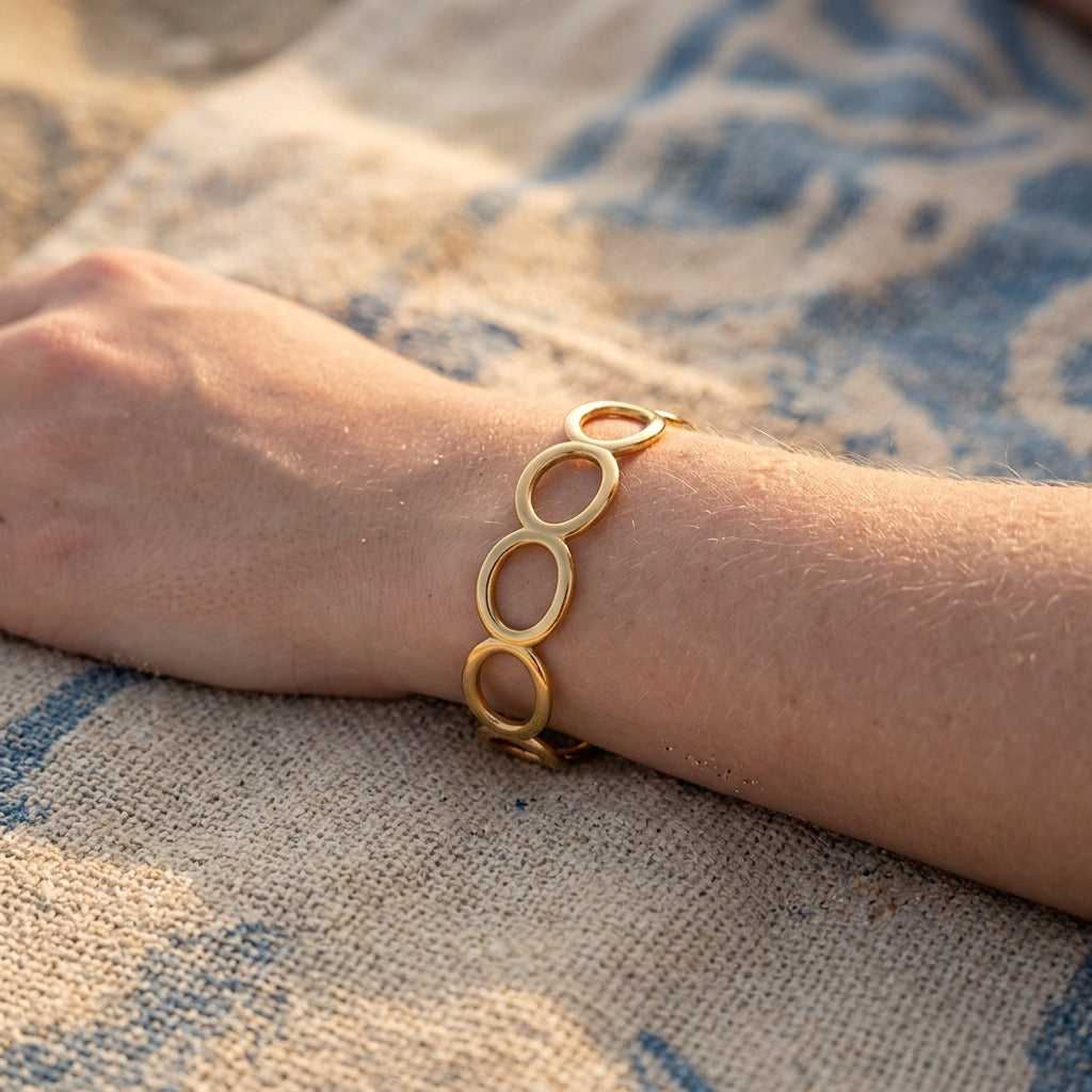 Round Hollow Open Bangle