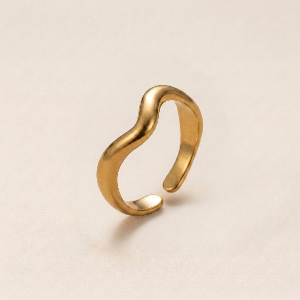 Simple Wave Ring